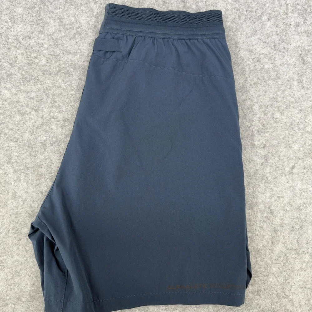 Alphalete Athletics Shorts Mens‎ Medium Lightweight Training Gym Zipper Pockets